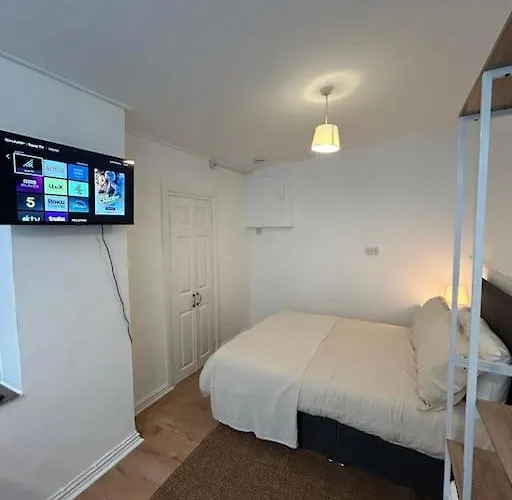Cosy Gem In Cardiff